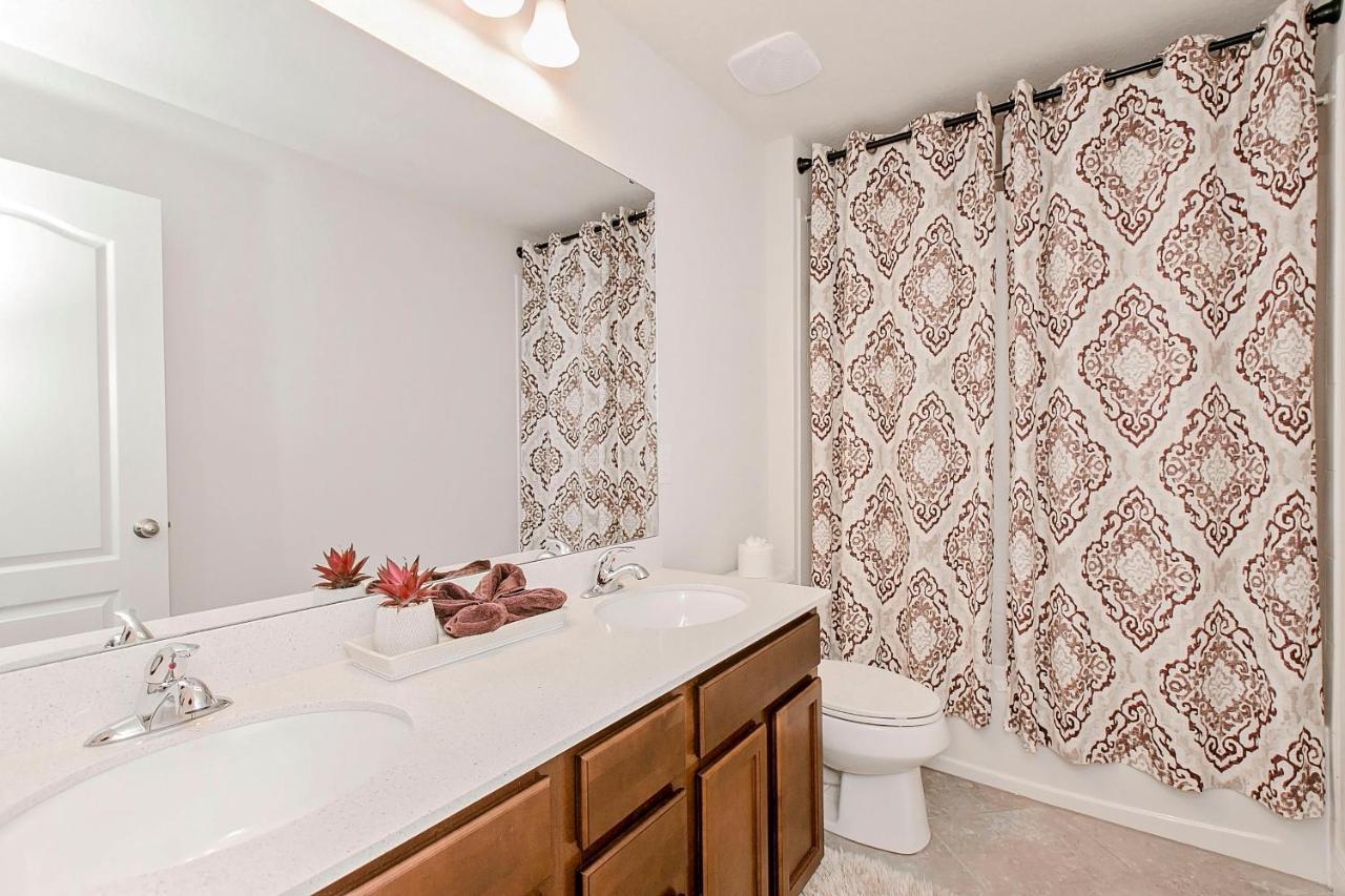 Spacious 4 Bed Home Near Orlando Gated Pool Access Sanford Eksteriør billede