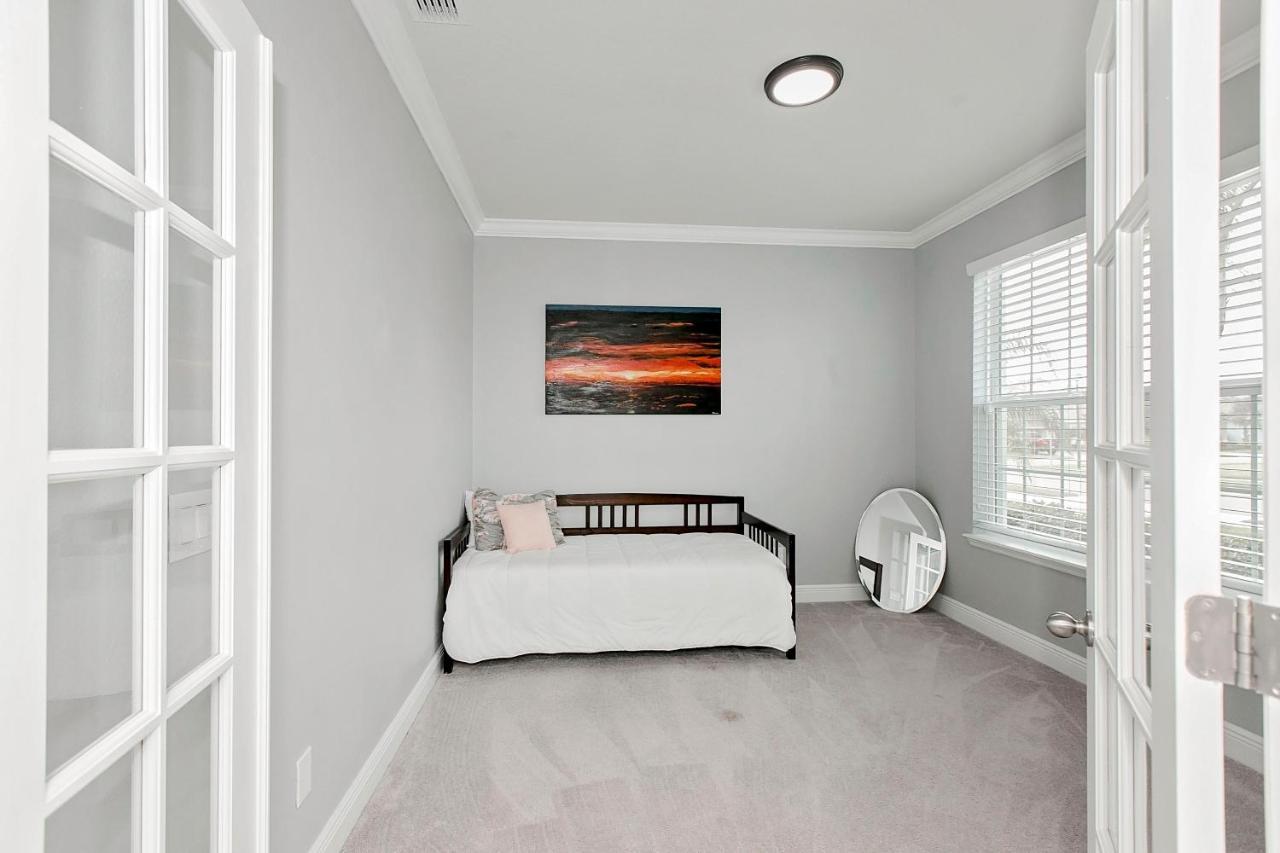 Spacious 4 Bed Home Near Orlando Gated Pool Access Sanford Eksteriør billede